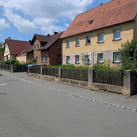 Wallfried #1 Ferien- Und Business
